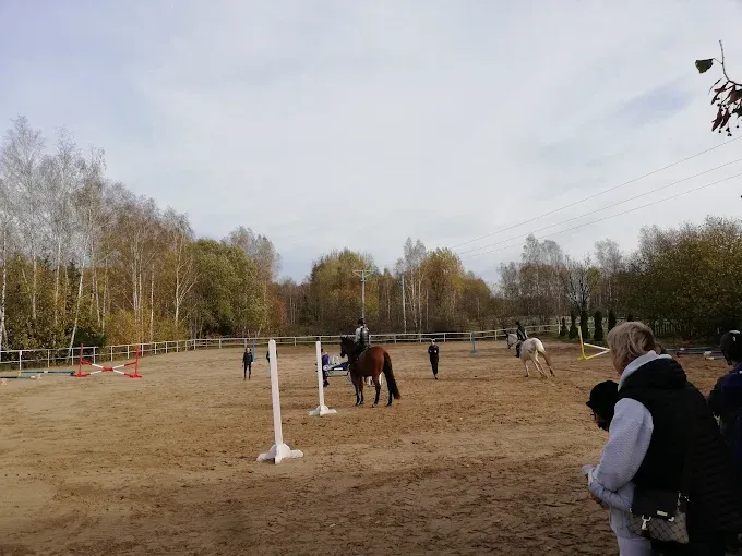 Stajnia Leśna Osada