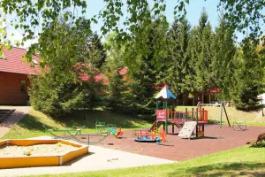 Łabędzi Ostrów Ośrodek Wypoczynkowy na Mazurach