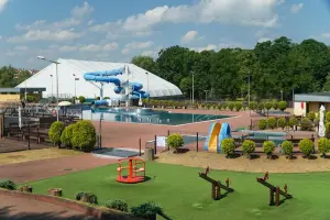 Basen Miejski odkryty