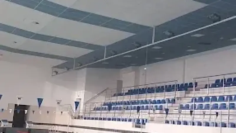 Kryta pływalnia MOSiR