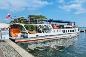 MAŁA FLOTA rejsy po mazurach, rejsy Giżycko, rejsy statkiem Giżycko, rejsy statkiem Mazury