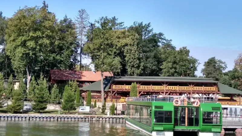 Port „U Faryja” Rejsy statkami