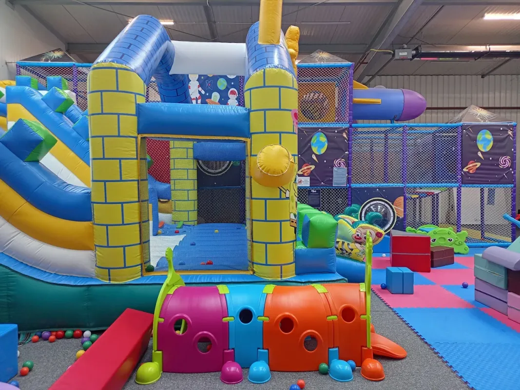 Park Trampolin Jump Planet